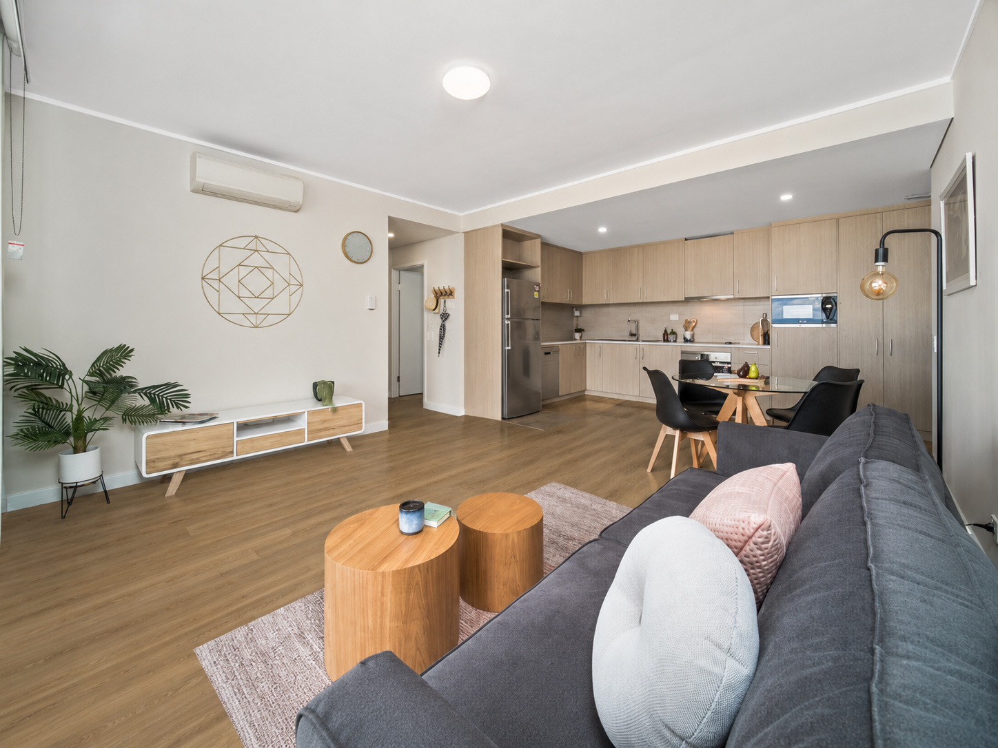 10.5mm Natural Eucalyptus Floorboards - Image 2